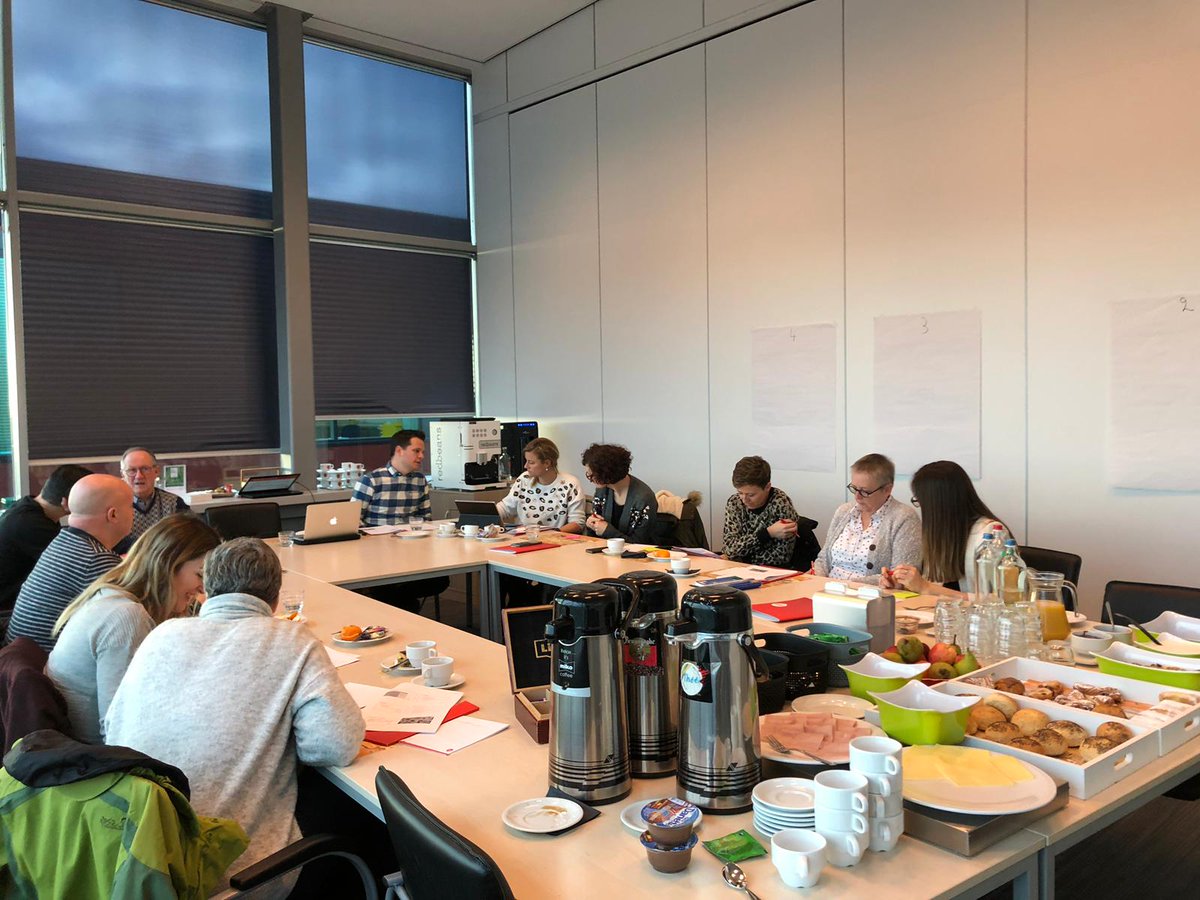 Jeutn's tweet photo. Geslaagde kick-off van het onderzoeksproject 'Move in Place' met ontbijt achter de rug! Met @steffi_rijs @viveshogeschool #oudereninbeweging #ECzorginnovatie #behealth #ageinplace https://t.co/UeL0ICW1zO