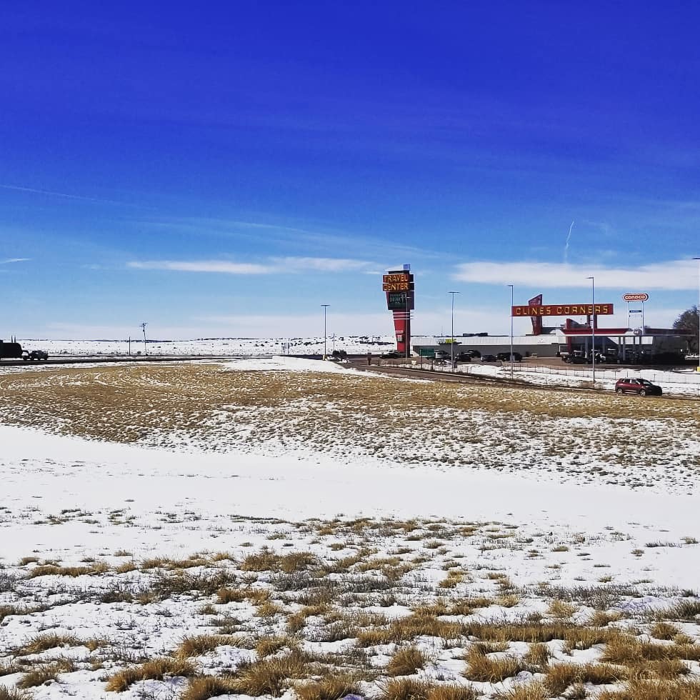 twotenscene's tweet photo. Clines Corner Travel Center over 80 years in I40 or Route 66. Sometimes still fun to travel by road.  #clinescorner #route66 #snowpic https://t.co/t9KHJLhvwW