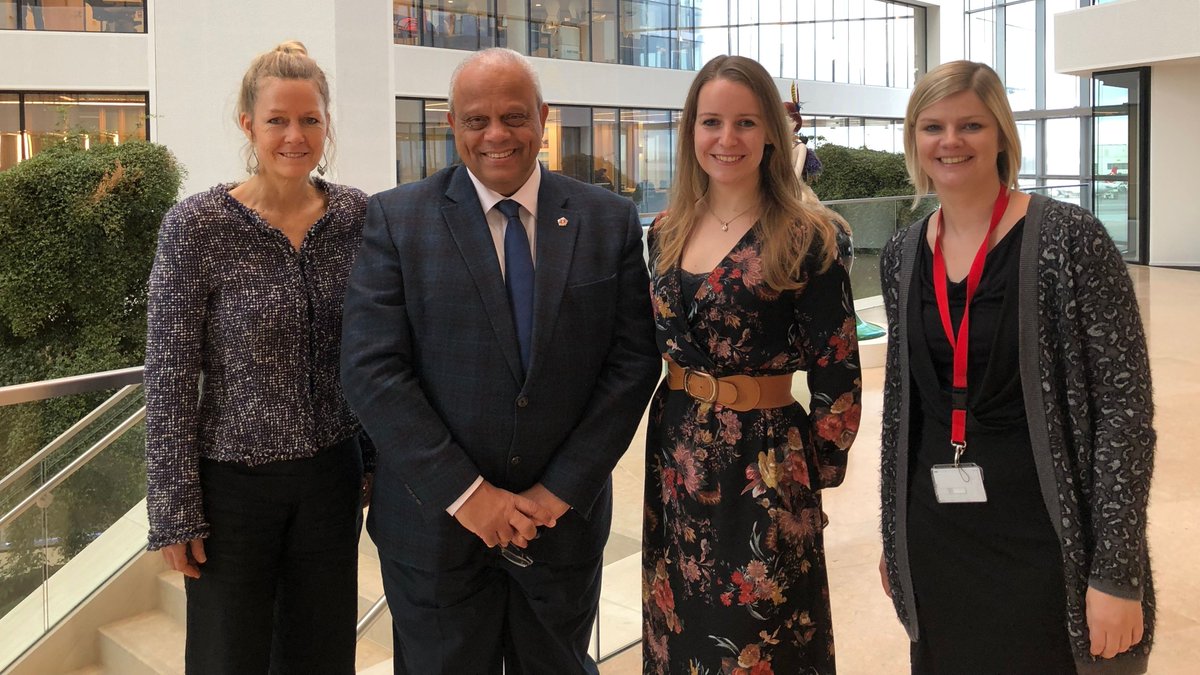 Yesterday we had the pleasure of welcoming <a href="/LordHastings/">Lord Dr Michael Hastings CBE</a>, KPMG Global Head of Corporate Citizenship, at our Brussels Airport Office! Thank you for the inspiring talks on the global <a href="/enactus/">Enactus</a> project! #LifeAtKPMG #PassionDayAndNight #Enactus #KPMGBelgium