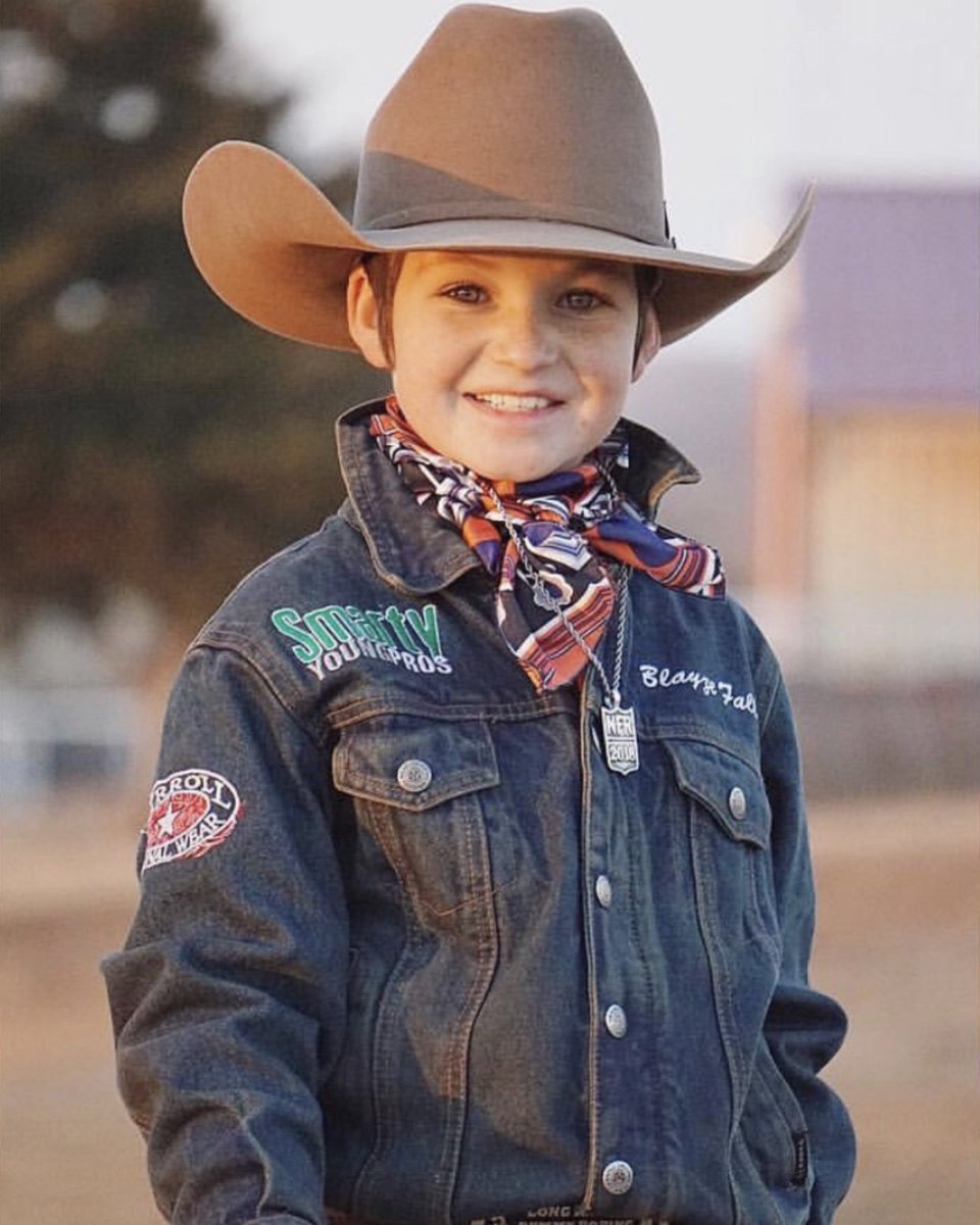 AmericanHatCo's tweet photo. It’s #NationalHatDay! American🇺🇸 is the only way to go!! 
•
•
•
American Hat Company is #proudtobeanamerican #proudtowearanamerican #WESTAND #americanhatco #americanhat #americanhatcompany #madeinAmerica #madeinTexas #cowboy #cowboyhat @americanhatco  📸PC: @blayzefallis https://t.co/1ovbRhy3KS