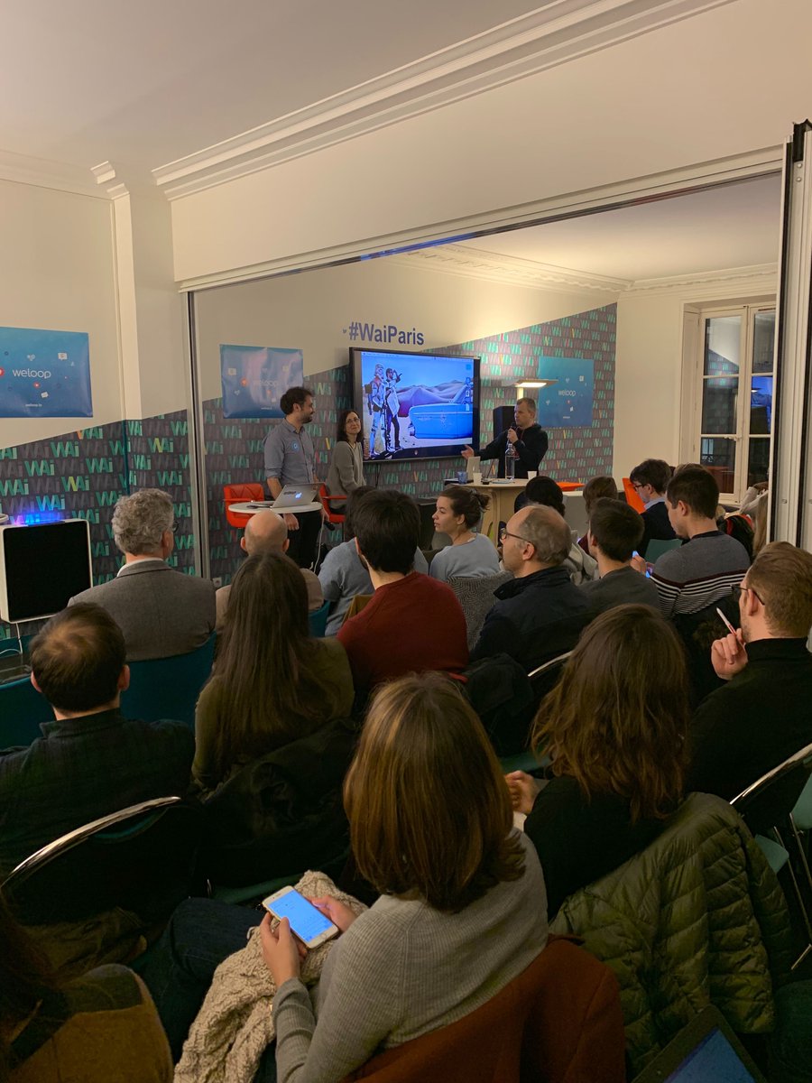 Une conférence ludique et pleine d'humour avec <a href="/CeliaHodent/">Celia Hodent</a> et la <a href="/SchoolOfPO/">School of Product</a> ! <a href="/weloop_io/">WeLoop</a> est ravi d'accueillir un si grand public 👍 #SchoolOfPO