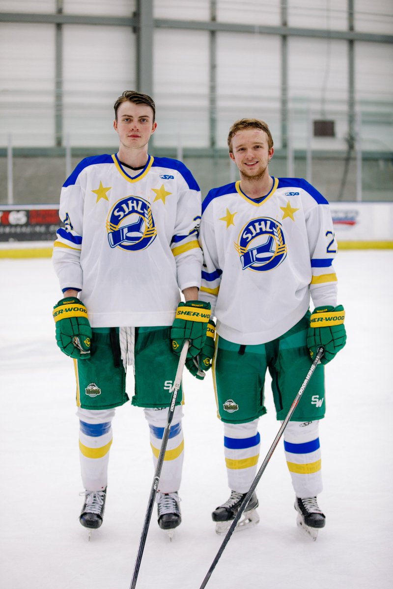 theSJHL's tweet photo. The @HumboldtBroncos pose together:

Chase Felgueiras &amp; Zach Mcintyre

#SJMJ19 https://t.co/4CoMzbsGY0