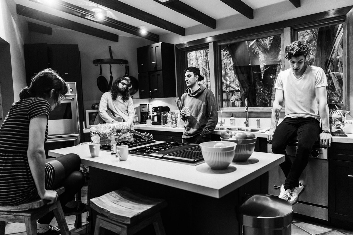 ShawnMendes's tweet photo. @JosiahVanDien https://t.co/a3Qjsqc9dW