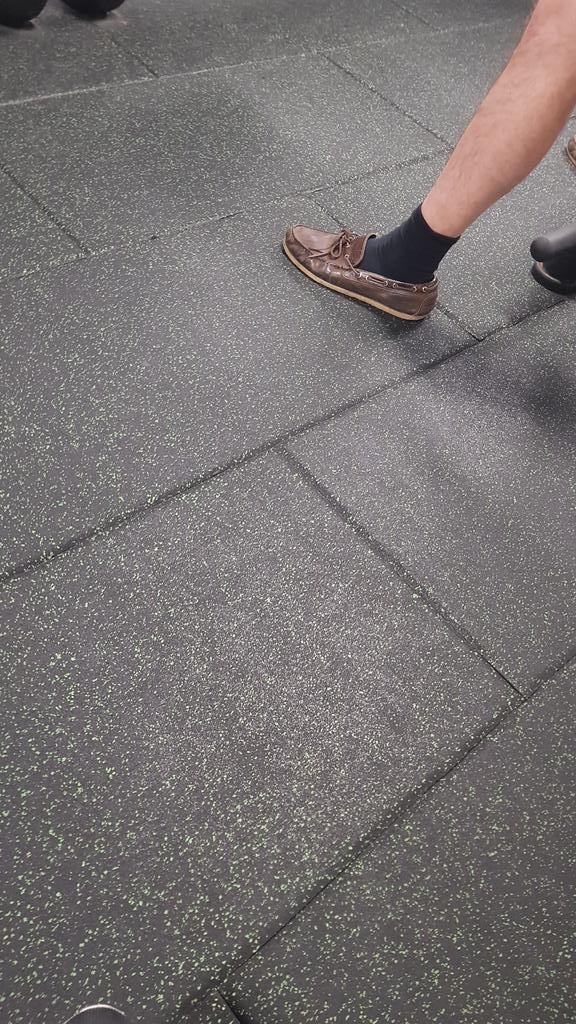 MasterOluwa's tweet photo. When you forget your boot bag at home, but you've got P.E as your first lesson of the day
#januarygym #gymlife https://t.co/9qHRZQzoYt