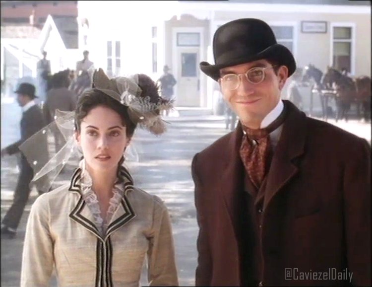 happy #NationalHatDay 
#JimCaviezel #JoannaGoing #ChildrenOfTheDust