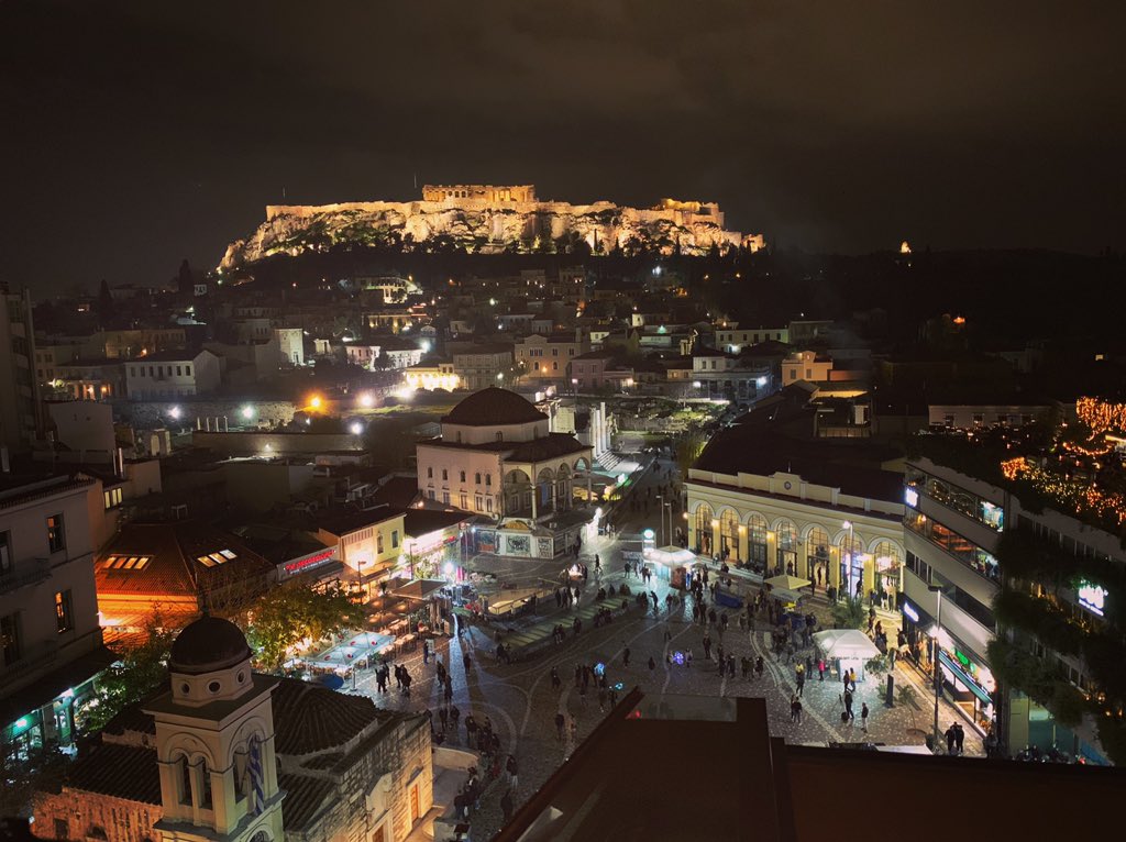 أثينا نبذه عن جوله فى حى بلاكا وموناستيراكي