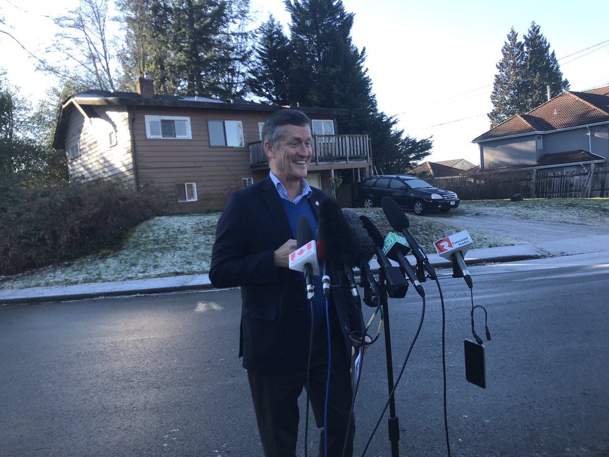 ctv_stjohn's tweet image. Two times a charm? It’s official: Former NDP MP Svend Robinson just announced he’s running again - in Burnaby North-Seymour. 

When he quit in 2004, after admitting theft,  he was one of the longest serving members in the House of Commons.