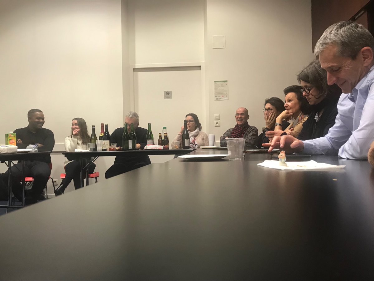 bastienbillion's tweet photo. Réunion du Comité Nantes Nord ce soir. Plaisir de se retrouver et se souhaiter les voeux et ensuite place aux échanges sur notre recommandation pour le choix de notre futur référent départemental 💪🏼👍🏻 #LREM44 #Circo4401 https://t.co/v7QkiHogB2