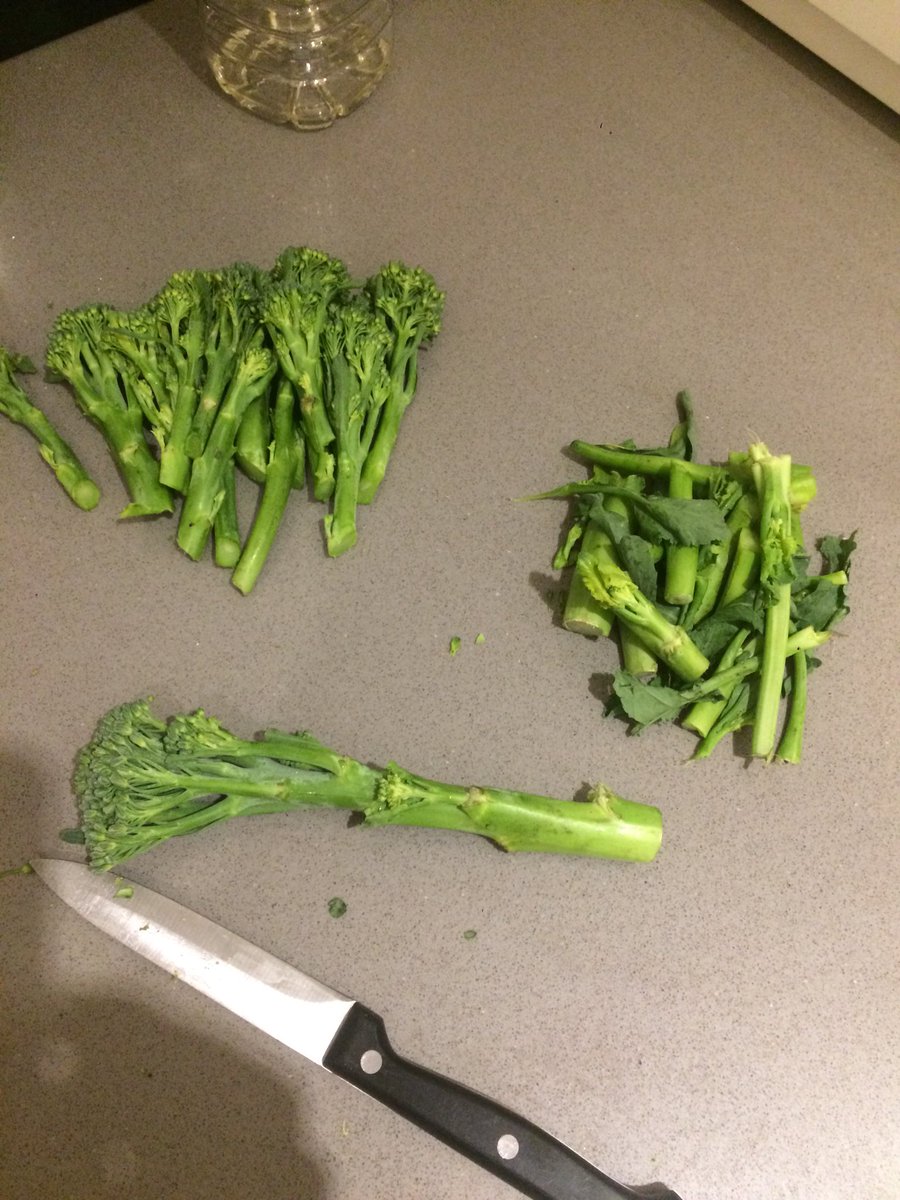 StephenBrown07's tweet photo. @Tesco just opened a pack of tender stem broccoli and it’s all stem!! Over half the pack in the bin #supplierissues ? Photo only shows half of what went in bin! #Disappointing could make a soup but was planning on easy dinner  #rethink https://t.co/3wdNFPW4Fc