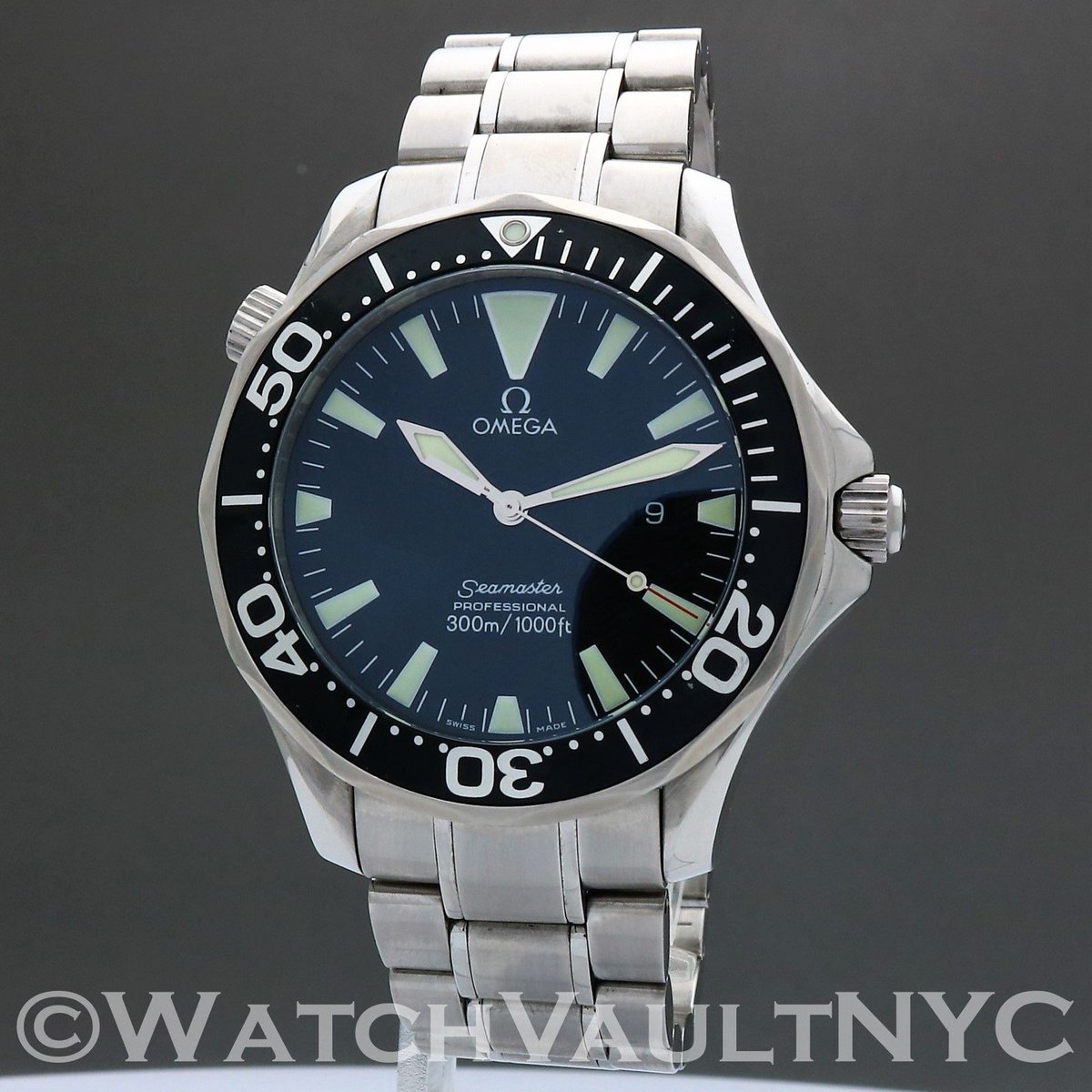WatchVaultNYC's tweet photo. #cult #classic #dive #watch and #raydonovan #lievschreiber #wristwatch #omega #seamaster #swordhands #226450 just arrived and #forsale at #watchvaultnyc #watchporn https://t.co/sCEGFvb4Gy