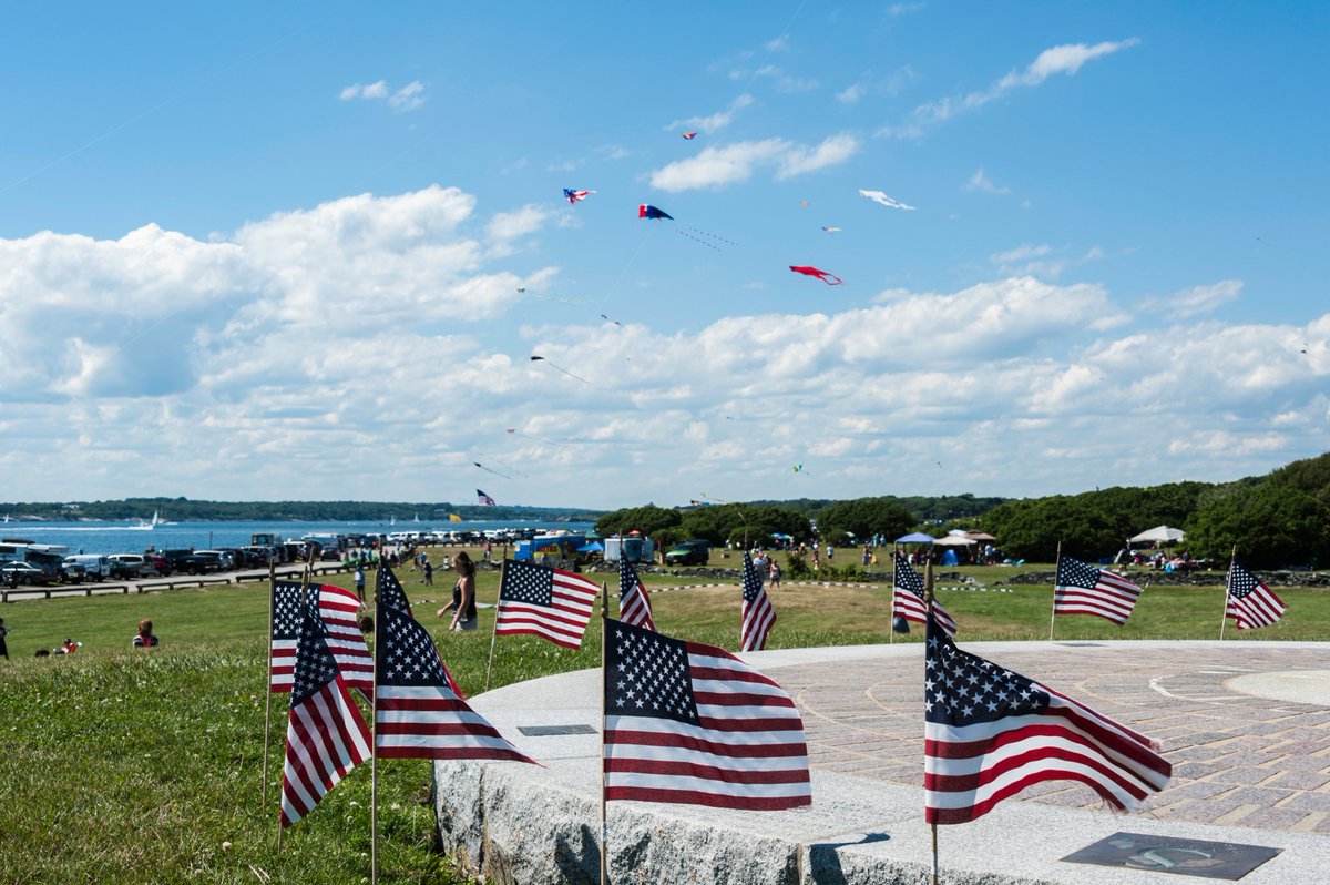 RhodeIslandDEM's tweet photo. Did you know? In 2016, over 9 million people visited #RIparks? DEM maintains 8,200 acres of land including wild landscapes, oceanfront beaches, campsites, bike paths, picnic spots, trails, fishing access + boat ramps. Learn more about the #parksreport @ https://t.co/L0H3JZGriF https://t.co/Bt0UrXq3qN