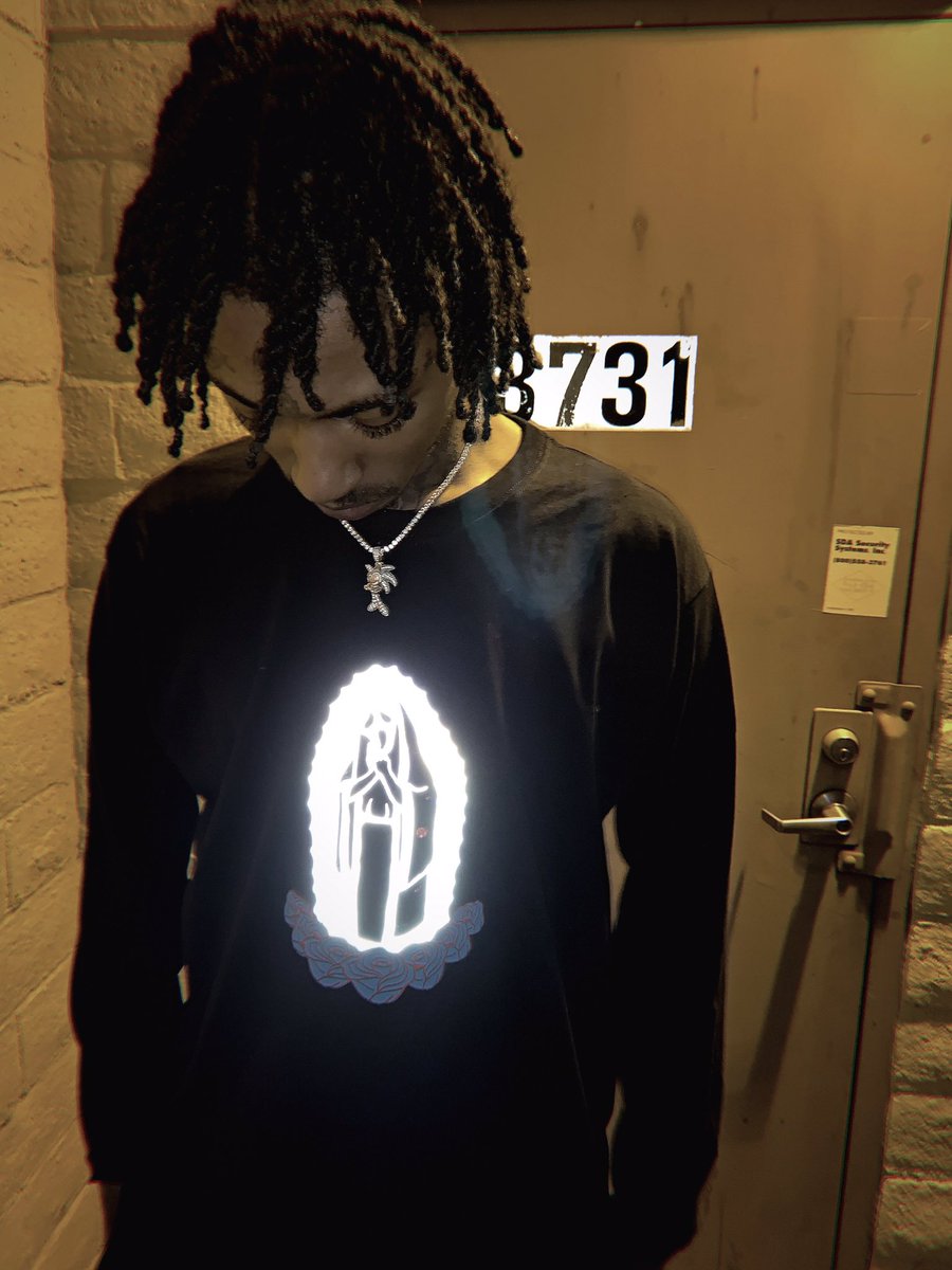 ecstasybeing's tweet image. ONLY A FEW SIZES LEFT
777SHIT.SHOP
