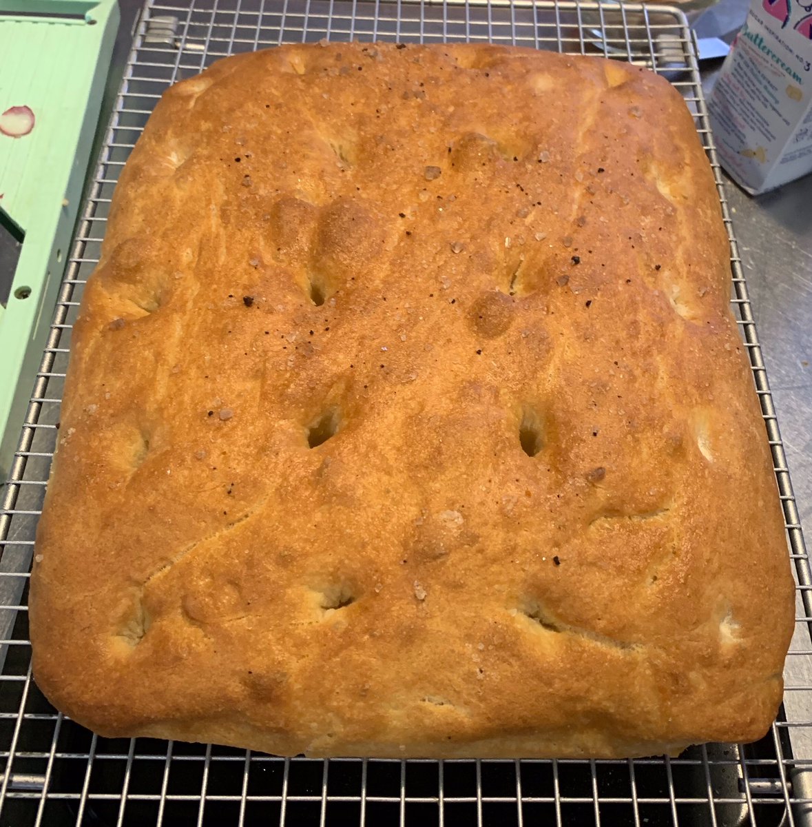 What an Amazing day we’ve had. Baking our #TwitterBakeAlong #Bread and more at <a href="/NoonesFresh/">R. Noone & Son 🧡</a> kitchen. Surrounded by fabulous Chefs and food and all made possible by <a href="/pavlovaandcream/">PavlovaAndCream</a> #ManchesterKitchenSocial We used <a href="/inland_ice/">INLAND ICE Water</a> water to make our Breads today. Thank You everyone