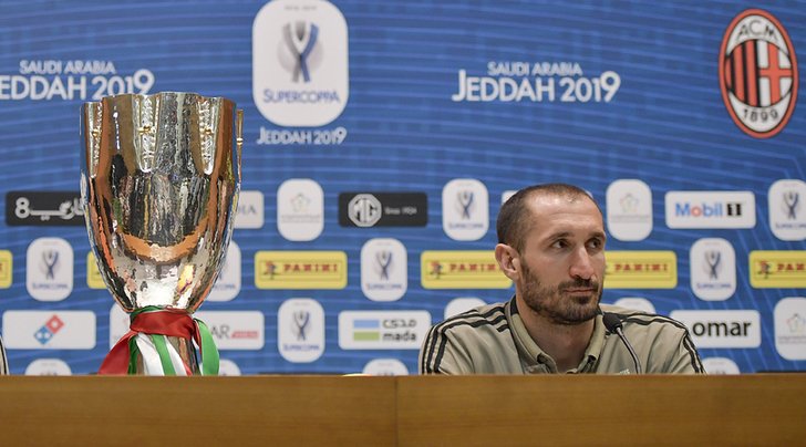🇮🇹 #Chiellini: «#Attenzione a #Higuain. #Ronaldo? E' molto concentrato» ➡️ https://bit.ly/2QRFMqL
🇬🇧 #GiorgioChiellini: 'How to neutralise #GonzaloHiguain' ➡️ https://bit.ly/2srYxHp
#JuveMilan #SupercoppaItaliana #Jeddah #ArabiaSaudita #SaudiArabia #SupercoppaTIM #Juventus