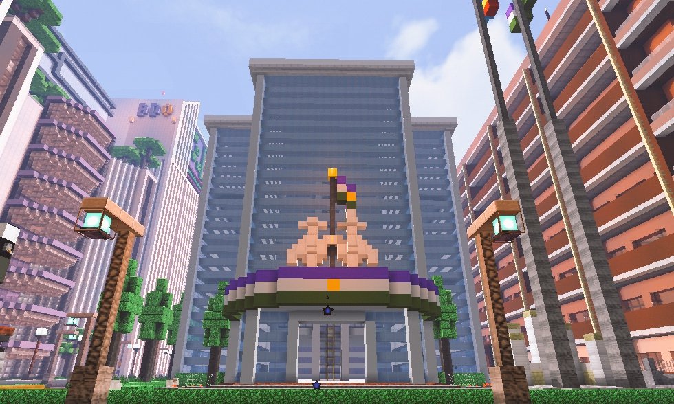 Jeydivie's tweet image. As reported by someone who is concerned; I've discovered that @Kunasia_Gov has stolen some creations from @AvrinMinecraft (BDO and SM Prime as seen on the left side of the images they tweeted) I also heard from other people that Kunasia has stolen more builds from other creators