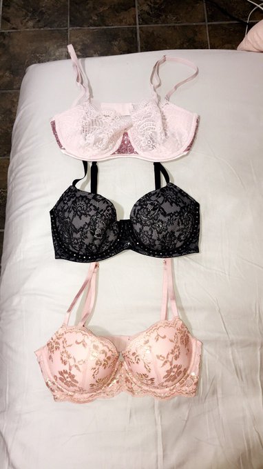 I&rsquo;m in love with my new bras from VS🔥  @EMMAHIXOFFICIAL aren&rsquo;t they so cute!! https://t.co/B263l4cEM<a class="tags" href="/tag/emmahixofficial">@emmahixofficial</a><a href="/tag/onlyfans"class="tags"><span>#onlyfans</span></a><a href="/tag/onlyfansmodel"class="tags"><span>#onlyfansmodel</span></a>
