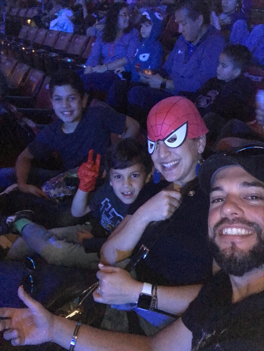 rolyinc's tweet photo. #marveluniverselive https://t.co/XwEiqDSwta