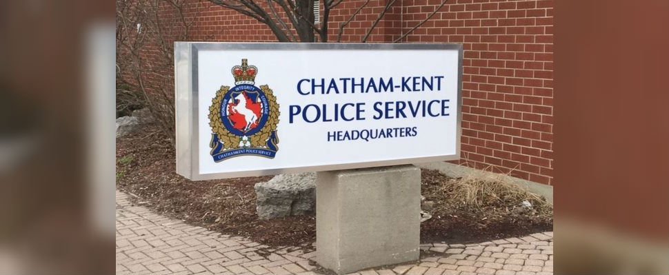 Applications open for Citizen’s Police Academy #ckont blackburnnews.com/chatham/chatha… https://t.co/xPjjacGasS