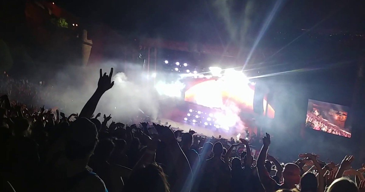 AXS (@axs) on Twitter photo 15/01/2019 17:18:55 Are you all ready for @zedsdead return to the @RedRocksCO ? a.axs.com/3PKM6E Are you all ready for @zedsdead return to the @RedRocksCO ? a.axs.com/3PKM6E