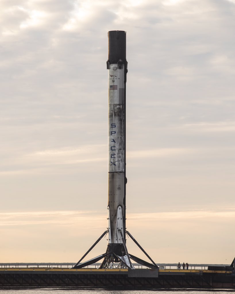 SpaceX tweet picture