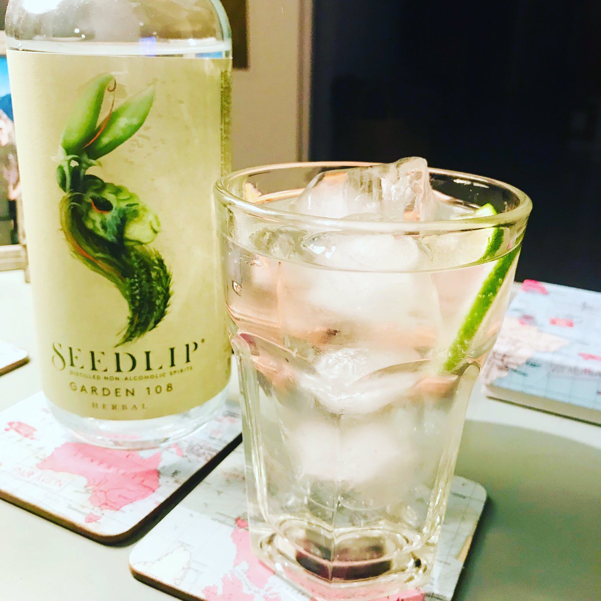 #seedlip garden 108 and #fevertreetonic , the perfect 👌 dry January drink 🍸 It’s delicious! 😊💕#dryjanuary #alcoholfree #sinalcohol #notmissingbooze #adultdrinks #yummy