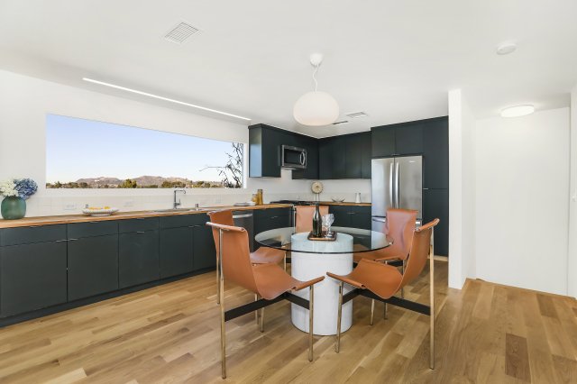 alexishallLLC's tweet photo. Send your buyers ~ 1907 N. Alvarado - https://t.co/27ASPLWN48 Open house today 1-4
3 bed 3.5 bath view home in Echo Park Hills. $1,400,000
Architectural remodel 70's home reimagined by Peter Culley of Spatial Affairs Bureau. Flexible layout, grey water orchard. 323 804 7887 https://t.co/pnDZO5m01K