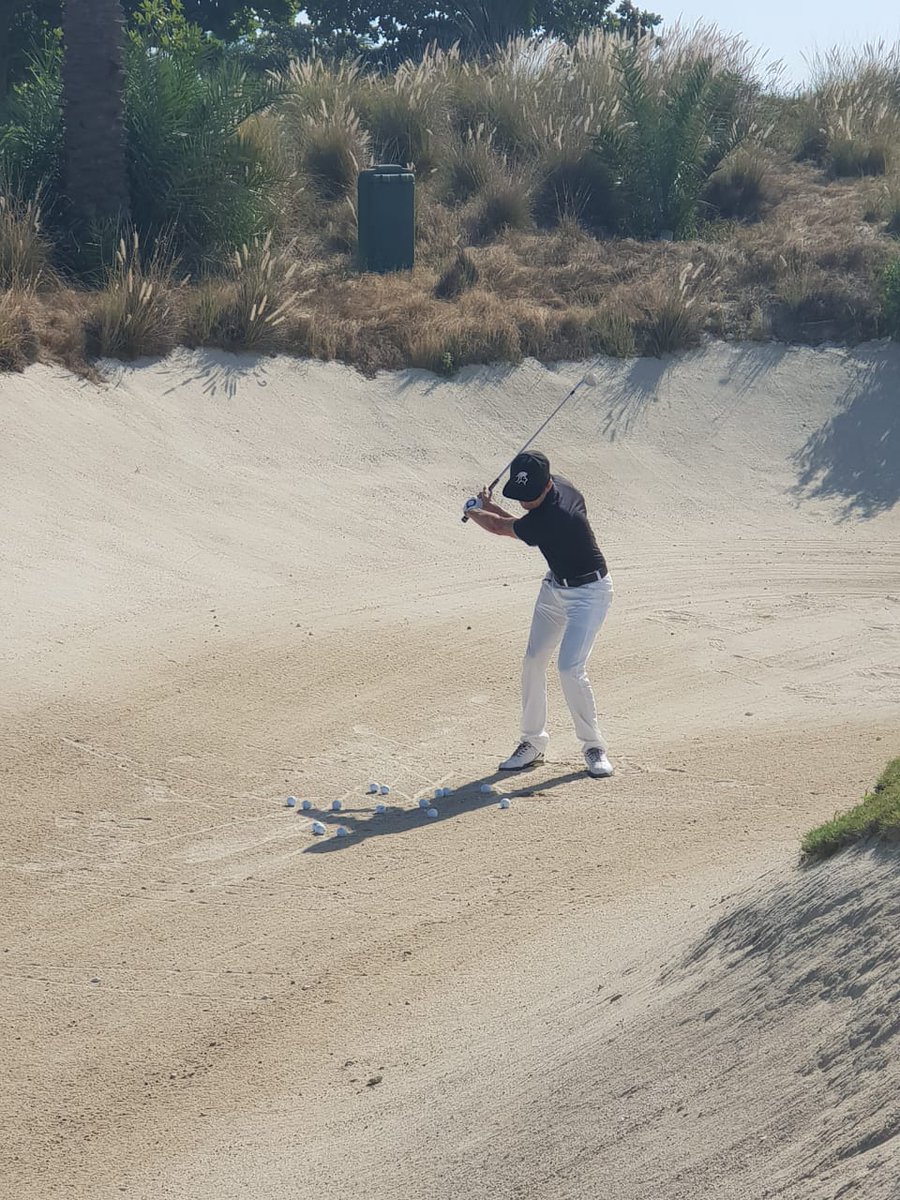 H_Kovalainen's tweet photo. Fun week @SaadiyatBeachGC first playing @FBMLadiesOpen with @nooratamm and today in the @GPInvitational. Next to Japan for Super GT testing. #FBMLadiesOpen #golf https://t.co/1GXicO0Nup