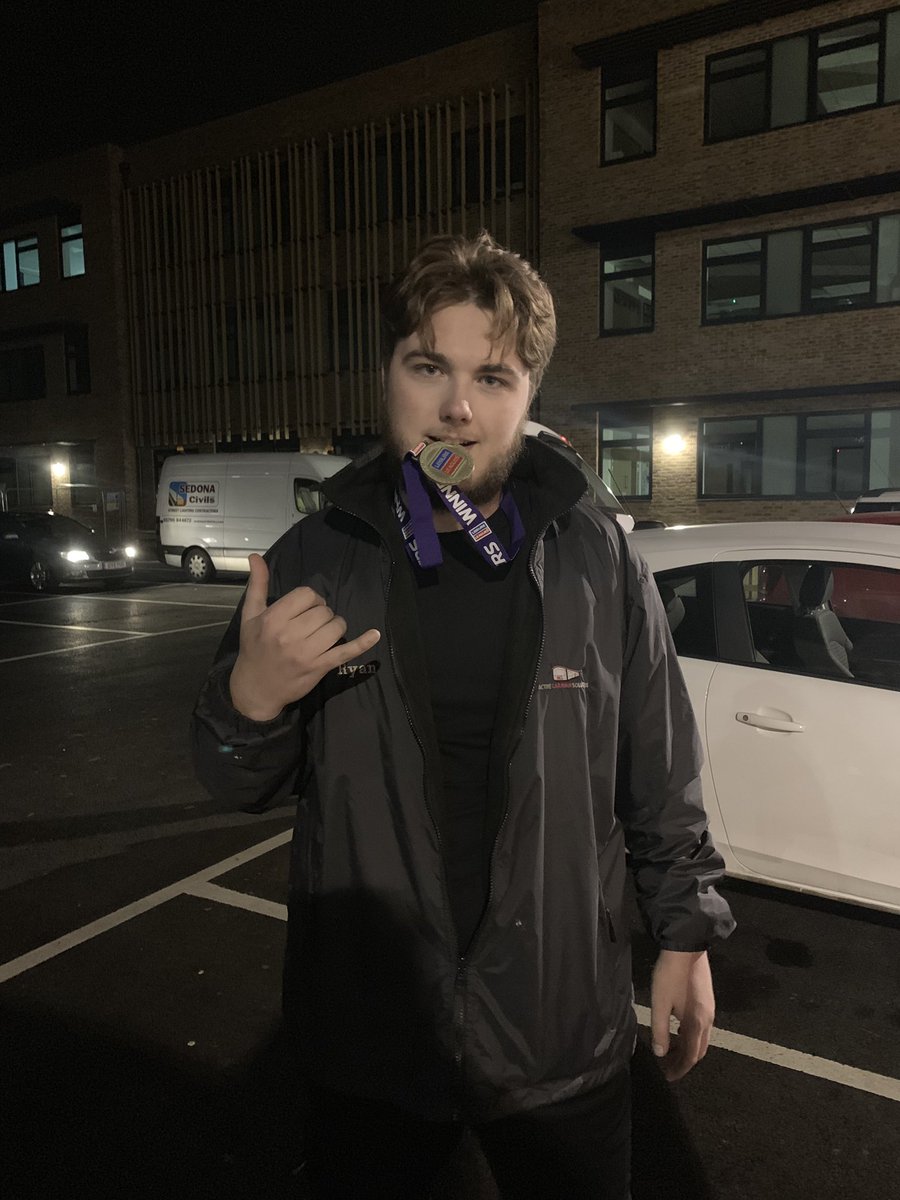 ClassonFakeGra1's tweet photo. No game tonight due to unforeseen circumstances however was a nice evening to present our medals and trophy to the fans... #UpTheClass Gaffer is single and looking for love.. dm the club for @ryanleeadams details.. https://t.co/Go16tCNSfd