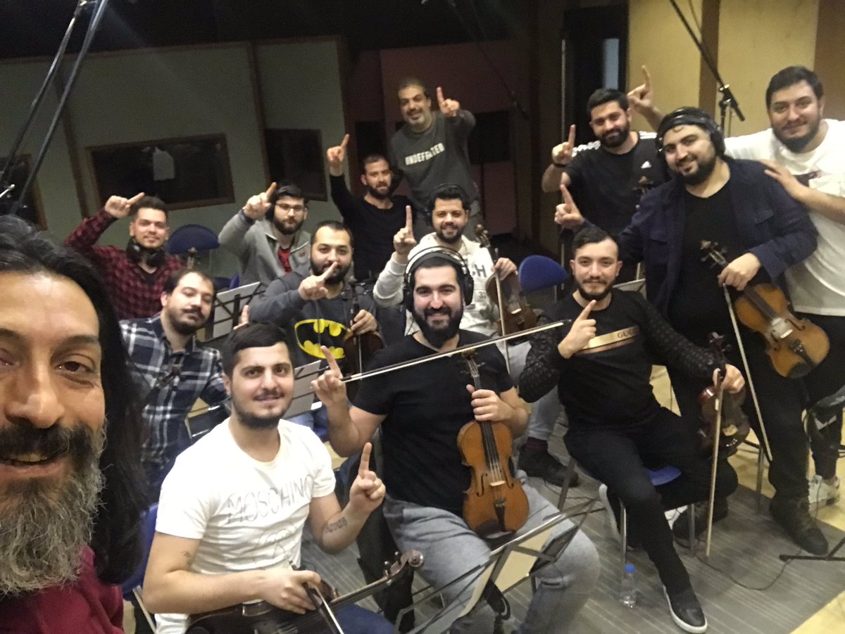Elinize sağlık gençler... <a href="/istanbulstrings/">istanbulstrings</a> 
Müzik ola Aşk ola 🎶🙏🏻❤️ 
<a href="/NAWALalq8iya/">NAWALalq8iya</a> <a href="/mishalalarouj/">مشعل العروج</a> <a href="/wa7dpoet/">One 1</a> <a href="/bader_karam/">BDR KRM</a> @samimsakaryali <a href="/ermanpekbilimli/">Erman Pekbilimli</a>