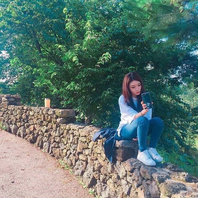 kpopbfgfpics's tweet photo. chungha 🌻 (former) i.o.i, solo https://t.co/pYlh4VR3IG