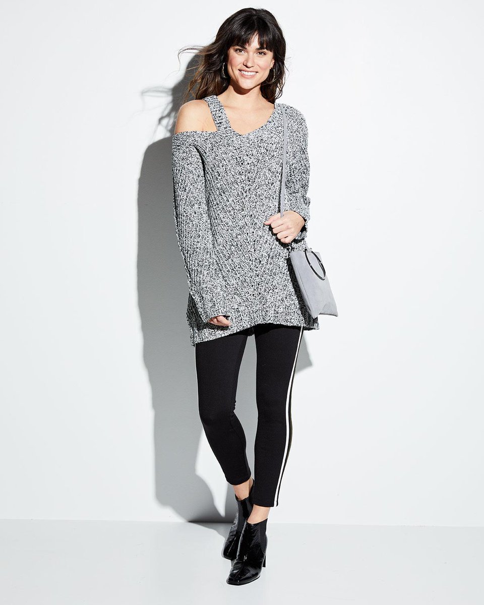 LastCallNM's tweet photo. We’re all about a comfy, cute outfit. https://t.co/gmEYAGPDPa #LCFinds https://t.co/pF09OcuQnl