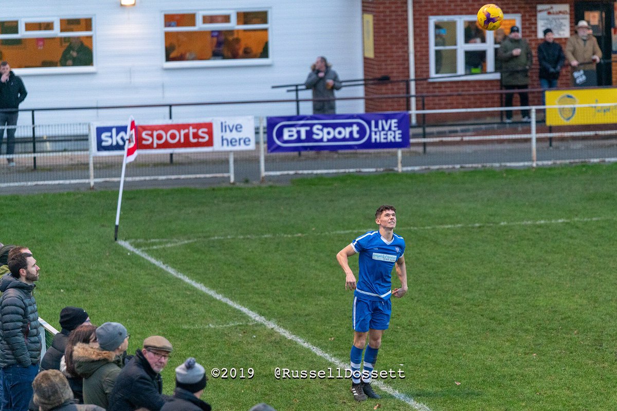 Good to be back playing ⚽️💙 copying you with them loopy throws <a href="/MarthaH19/">Martha Harris</a> 👀