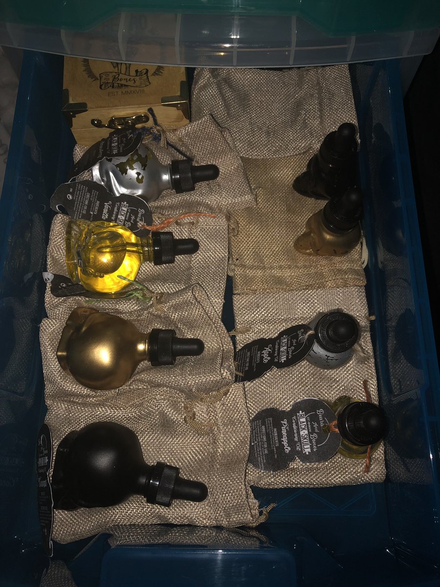 BigGsBeard's tweet photo. Beard tools ๐ #BigGsBeard #beard #beardcare #straightrazor #manly #beardoil #beardbalm #beardgrowth #mensgrooming #gentleman #barber #tamethemane #beardsofinstagram #instabeard #beardlifstyle #beardedmen #worldwidebeards #ukbeards #beardlife #beardforever #beardedbrothers https://t.co/8CLIVvXP5Q