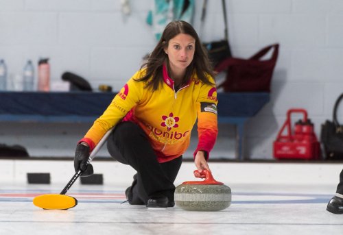 CurlingZone's tweet photo. Suzanne Birt wins PEI Scotties, doing it the hard way!
After losing 2 of first 3 games, Birt strings together 5 elimination game wins to capture the title and book their spot into the Scotties in Sydney, NS in February! #curling
https://t.co/EMxDyAW8oU
(Photo: Anil Mungal) https://t.co/5yz8NV3DTh