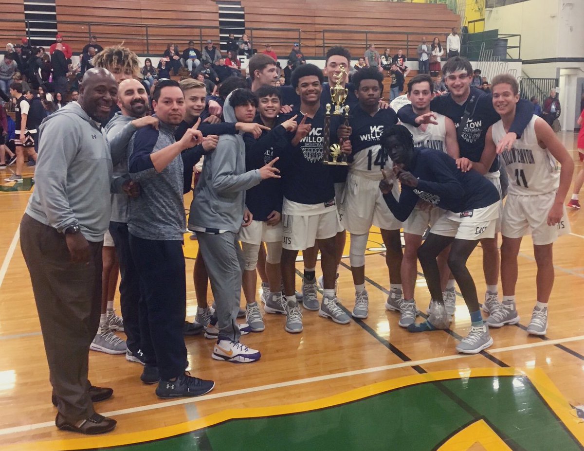willowcanyonbb's tweet photo. AZ REPUBLIC recognizing @krpj22 and @sundayjj5 for doing their part to help our team achieve success on the court. Keep up the day to day grind. LEADERSHIP LASTS! @WillowCanyonHS @DysartUSD 
@azc_obert 
@AZPreps365 https://t.co/1fNR7X7XTo