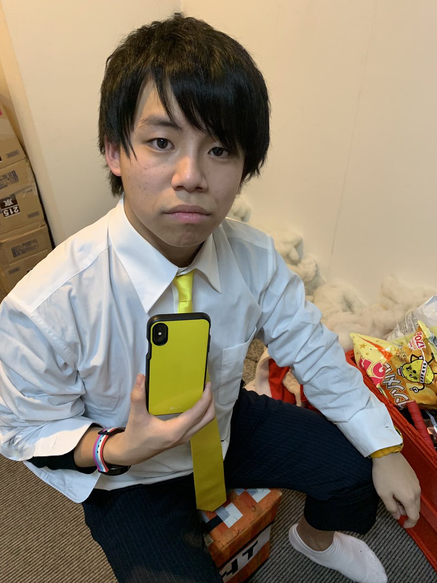 やふへゐ先生 フラベジ え つる兄とスマホケース同じなんだけど やふへゐ先生 フラベジ え つる兄とスマホケース同じなんだけど