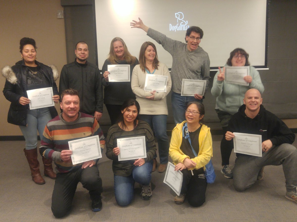 DogGuru's tweet photo. What a great day!  Here are our happy students showing off their certificates! https://t.co/oar97NI6nw