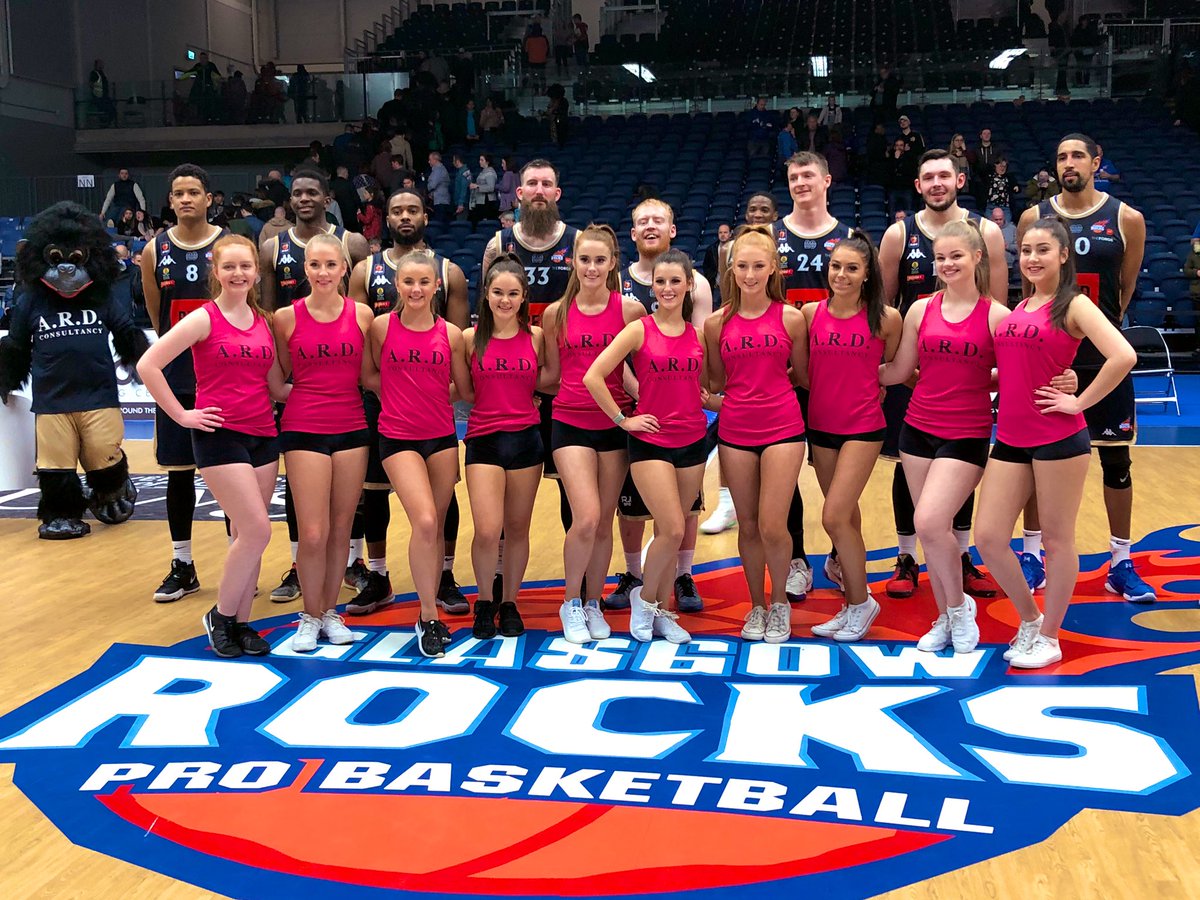 Miss Kelly tweet media