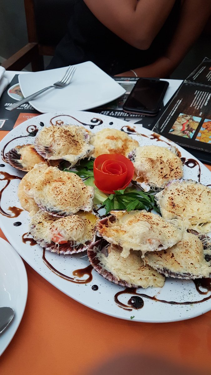 mcalvoperez's tweet photo. Almorzando esta #tarde en #ElRomano #Trujillo #Perú 🇵🇪 con Mi Sandrita @sandri92 100% recomendado señores. Uno de los mejores #restaurantes de esa #ciudad https://t.co/BWpTg64RZC