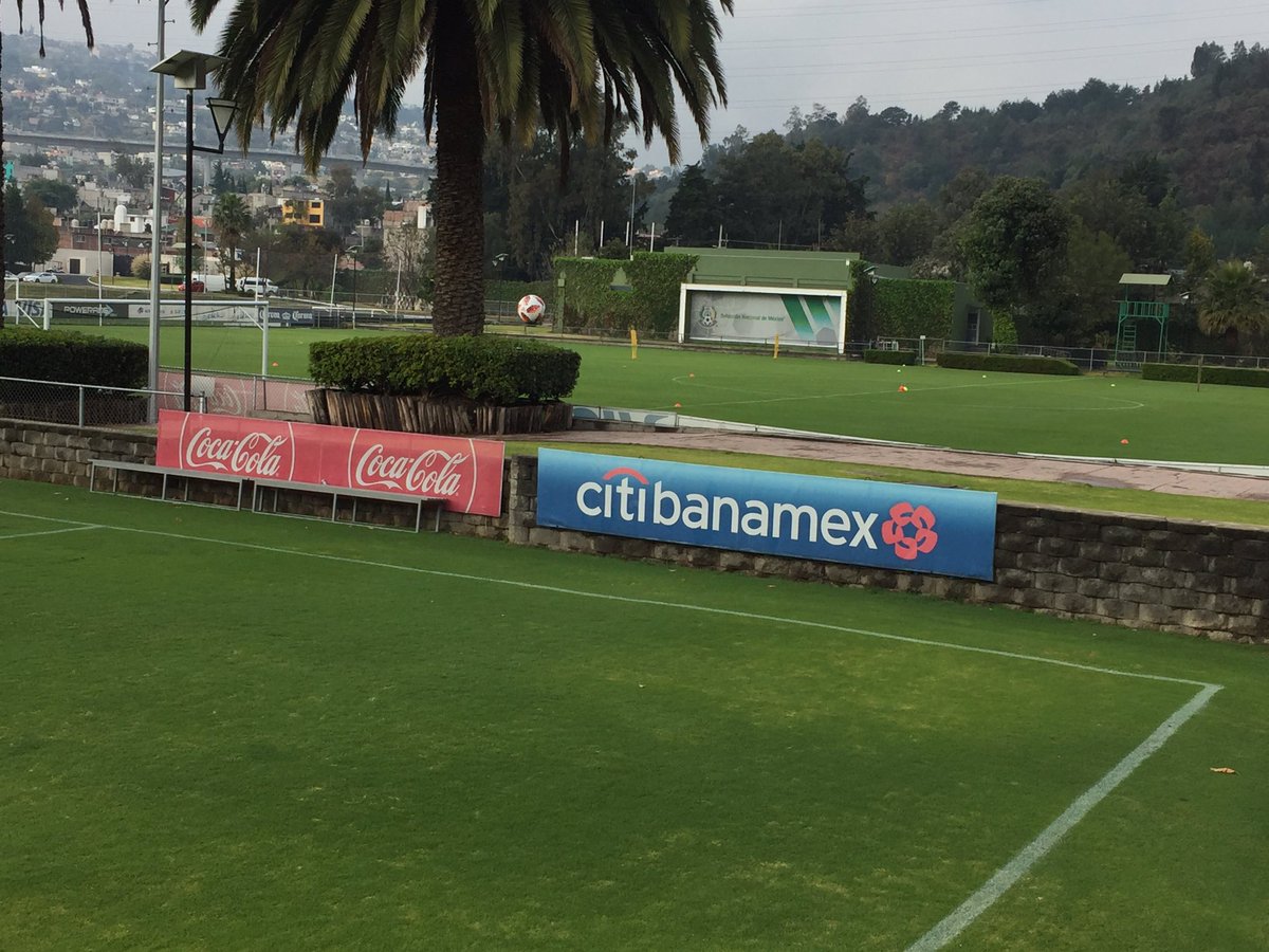 Der er drøn på. Vi residerer på det nationale træningscenter i Mexico, lige uden for Mexico City. Flotte rammer, dejligt vejr og masser af træning med høj kvalitet.