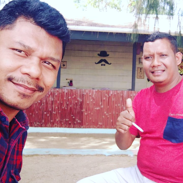 Hidup itu sederhana, tinggal bgmn kita menyikapinya..
#Merah Berani...