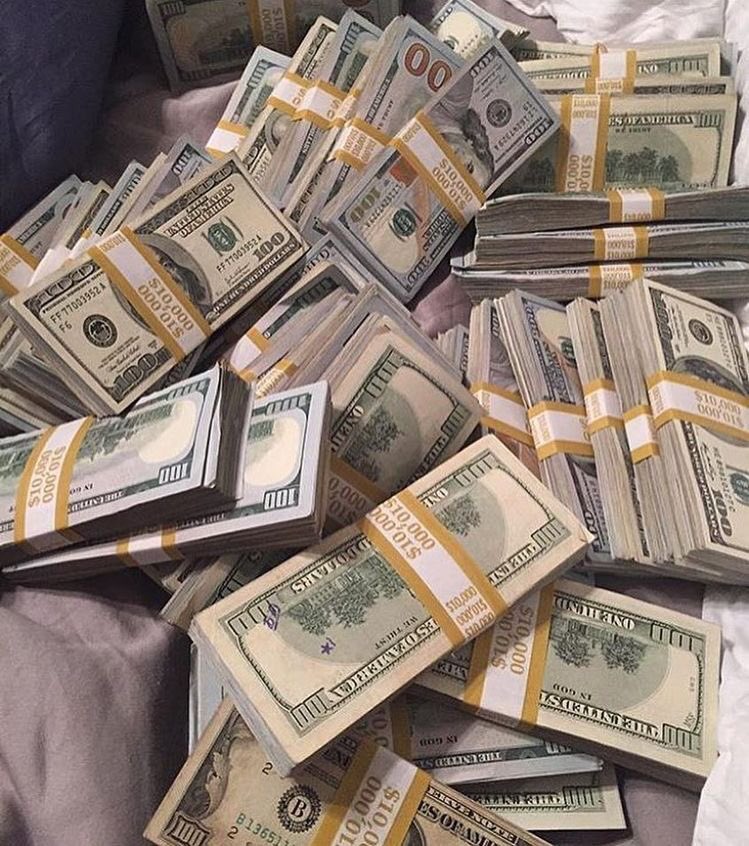 Wish y’all this abundance for 2019...ITS YOUR YEAR BABBBBEEE!!! 🥳🥰💰