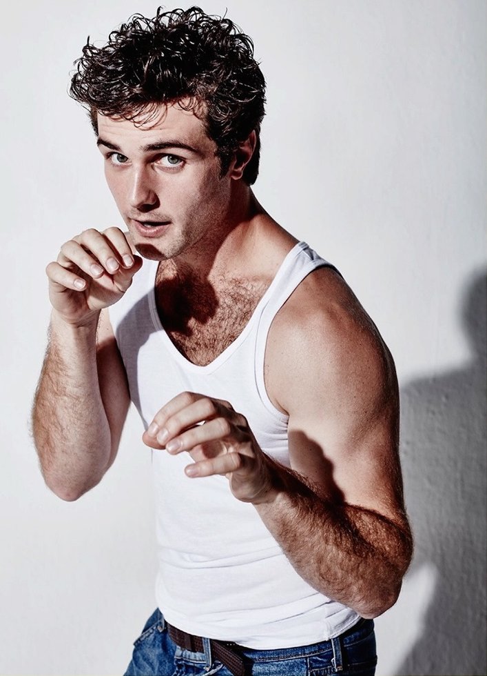 Happy Birthday Beau Mirchoff! 