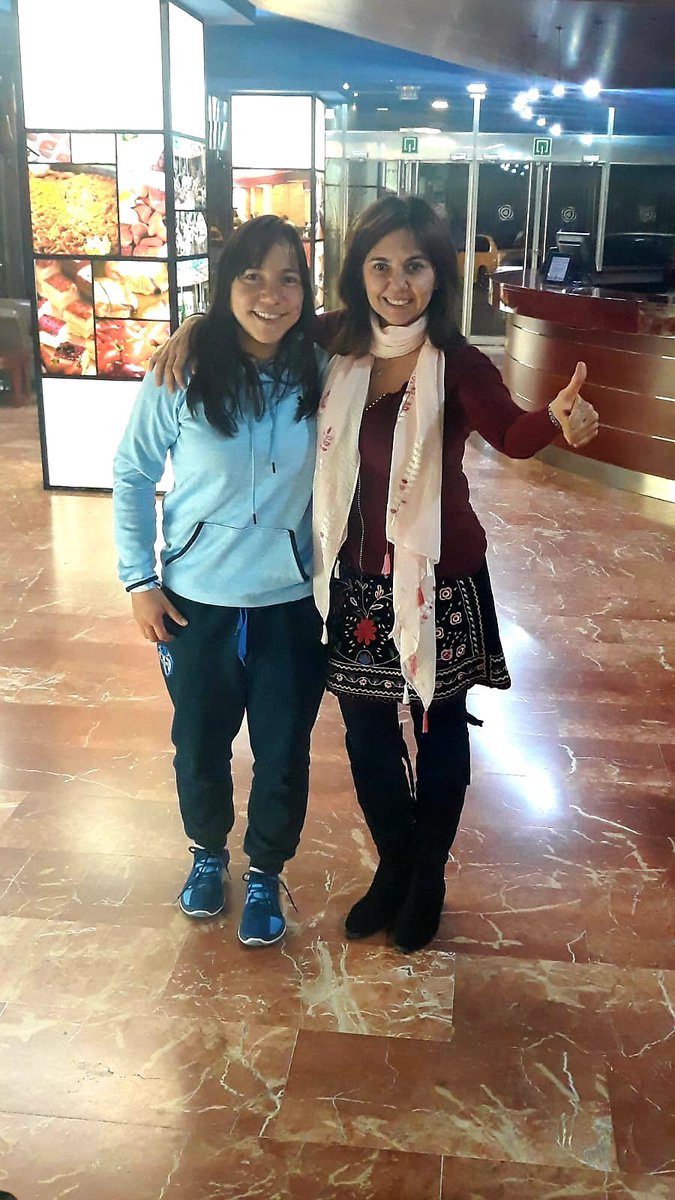 globalsportalen's tweet photo. Compartiendo un ratito de buena charla con @CharlynCorral, delantera del @LUDfemenino e internacional por @miseleccionmx, otro claro ejemplo del alto nivel del #FutFem en España
⚽️🇪🇸🇲🇽
#FutFem
#GSTours https://t.co/OsNxXnPNbk