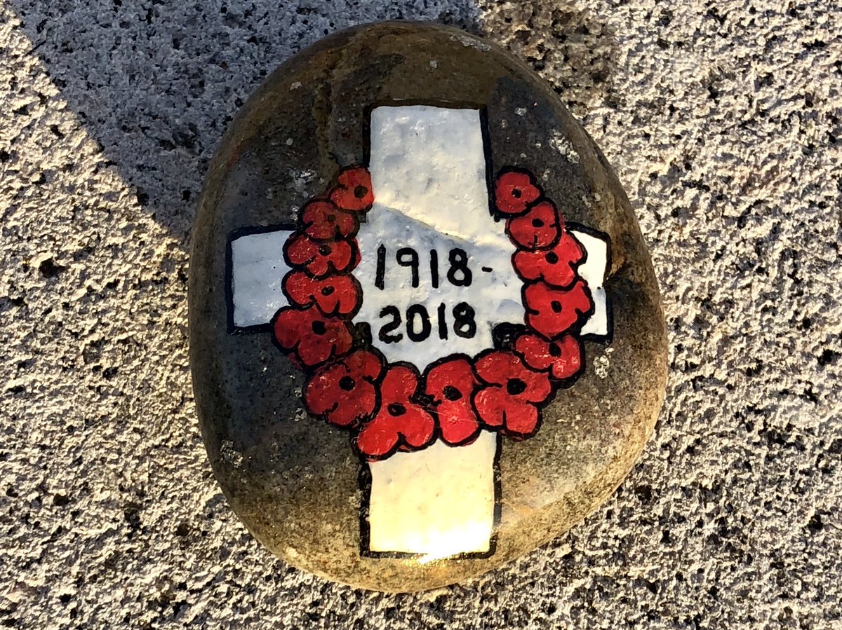 DanoAberdeen's tweet photo. Charity Awareness Rocks placed on the Cross Of Sacrifice at Dyce Military Cemetery,photos I took this afternoon.
#danoaberdeen #charityawarenessrocks #dyce #Aberdeen #crossofsacrifice #BritishArmy #lestweforget #britishlegion #Memorial https://t.co/CUJZPUJT1t