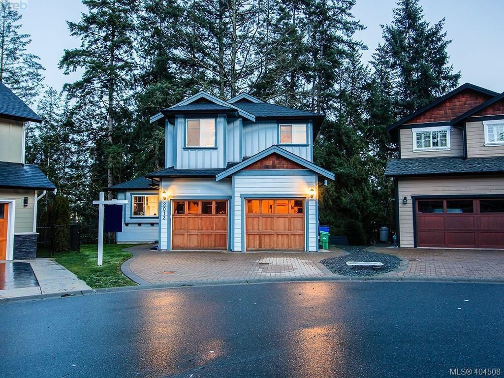 ShirinPurewal's tweet photo. #homeforsale with suite. Click on link for details or go to 👉🏻https://t.co/7Vpm3s7PdT👈🏻. Built In 2013 . #yyj #bchomegroup #victoriabc #realtor #toprealtor #realestate #canada https://t.co/7zSUbCHboW https://t.co/eLh5CB9bbz https://t.co/dJDL02ukYR