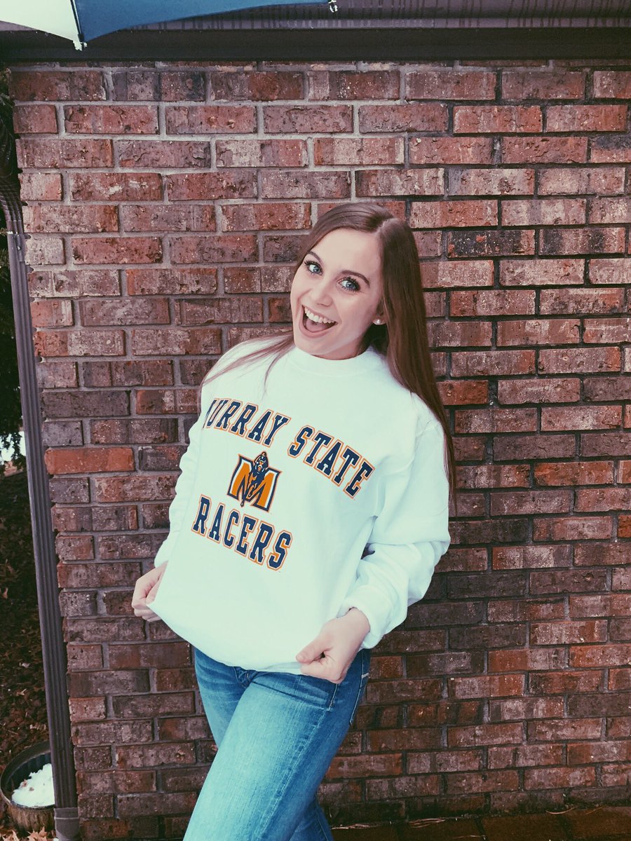 torilynngarland's tweet photo. #goracers 🐎💙💛 @RacersSoftball https://t.co/dniV3b2w1G