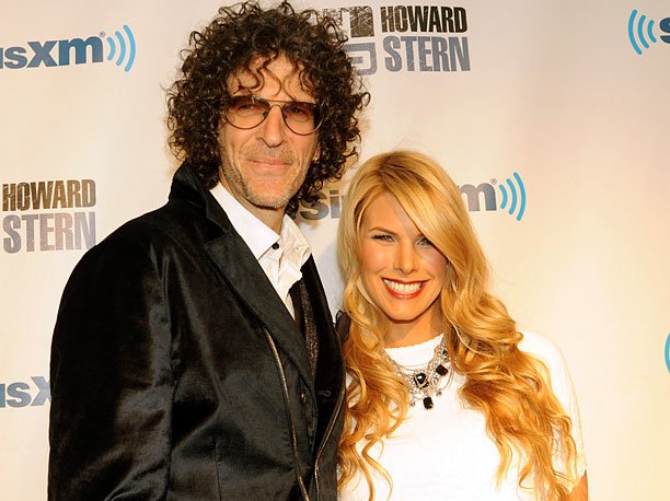 Howard Stern Happy Jan. 12 birthday! No one does radio better than Howard Stern!!! 