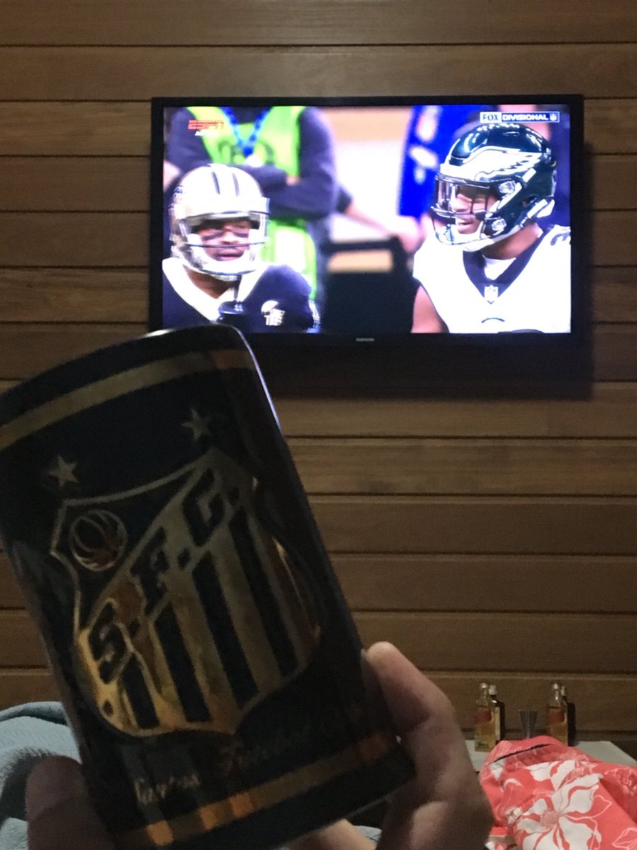 Tá difícil, torcendo para o Santos e para o Eagles 🤙🏻 #NFLnaESPN #NFLPlayoffs <a href="/SantosFC/">Santos FC</a>