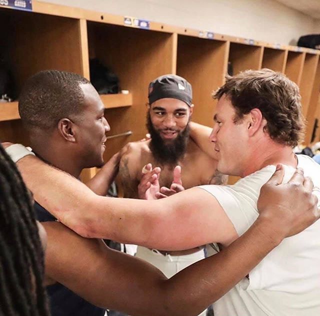 SDCA_Equipment's tweet photo. #mood #BoltComplex #SanDiegoForever #SDBX #BlueandGold #Fam⚡️ly #boltup #SanDiegoChapter #blueandgold #1904 #858 #619 #SDBX #Chargers #BoltUp #BoltPride https://t.co/7BqDA9eynQ https://t.co/SjmF24DZFb
